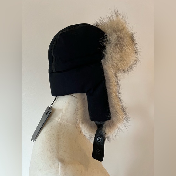 Ladies Aviator Hat - Black Label Canada Goose - Picture 7 of 11